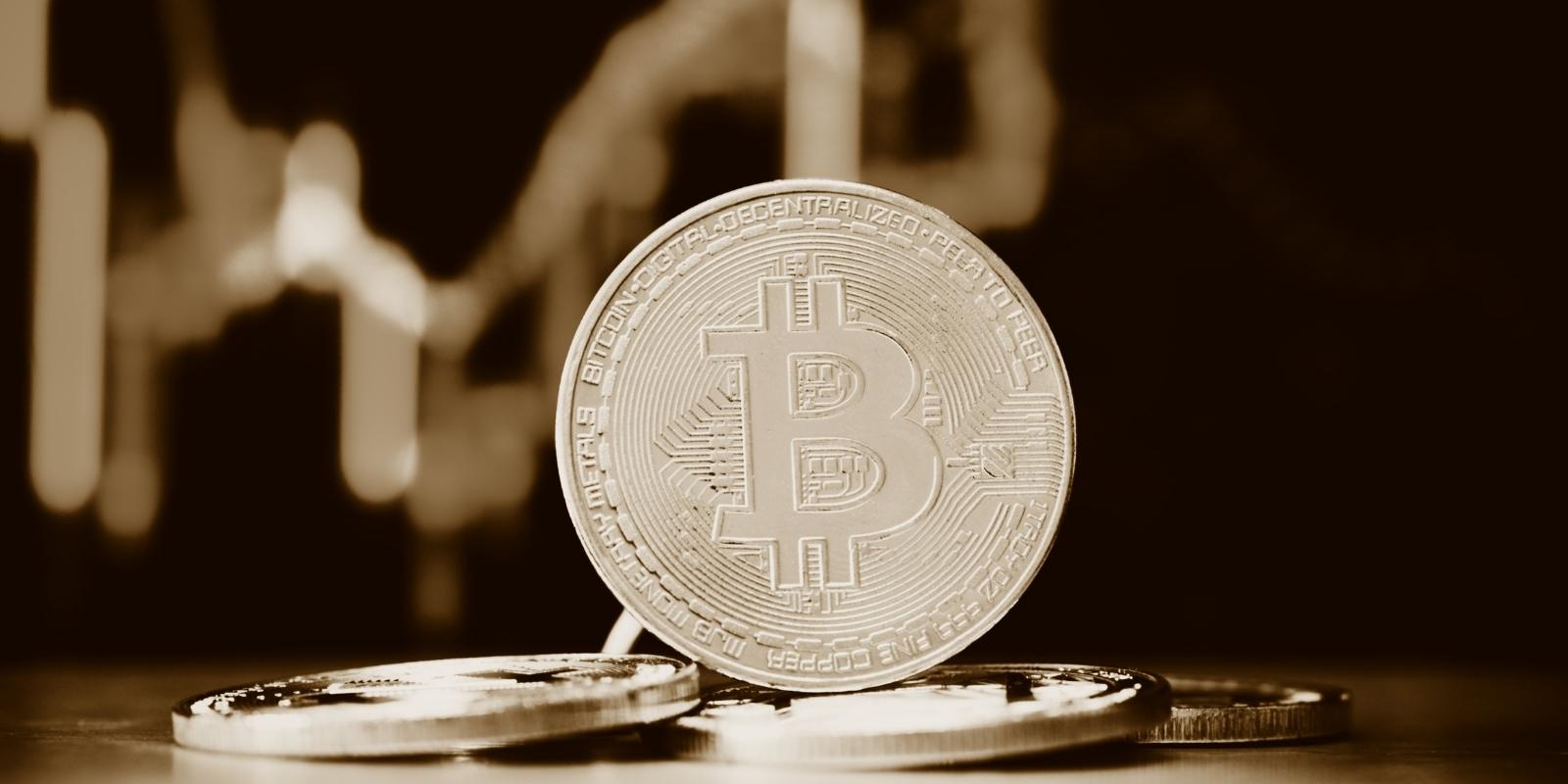 ¿Cómo diversificar tus criptomonedas invirtiendo en bienes raíces en el Caribe?