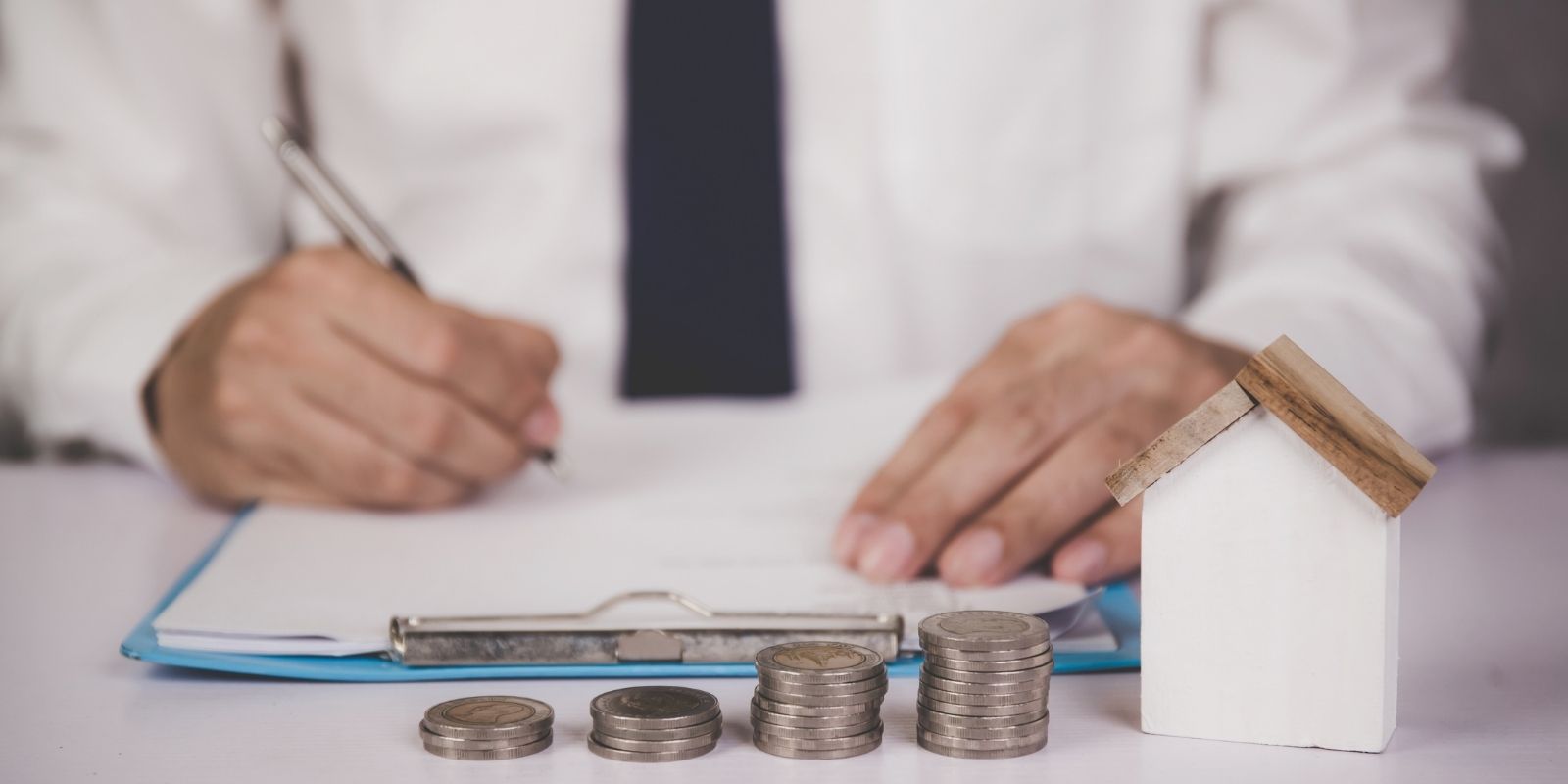 USD vs. DOP: ¿Cuál es la mejor moneda para tu hipoteca en República Dominicana?