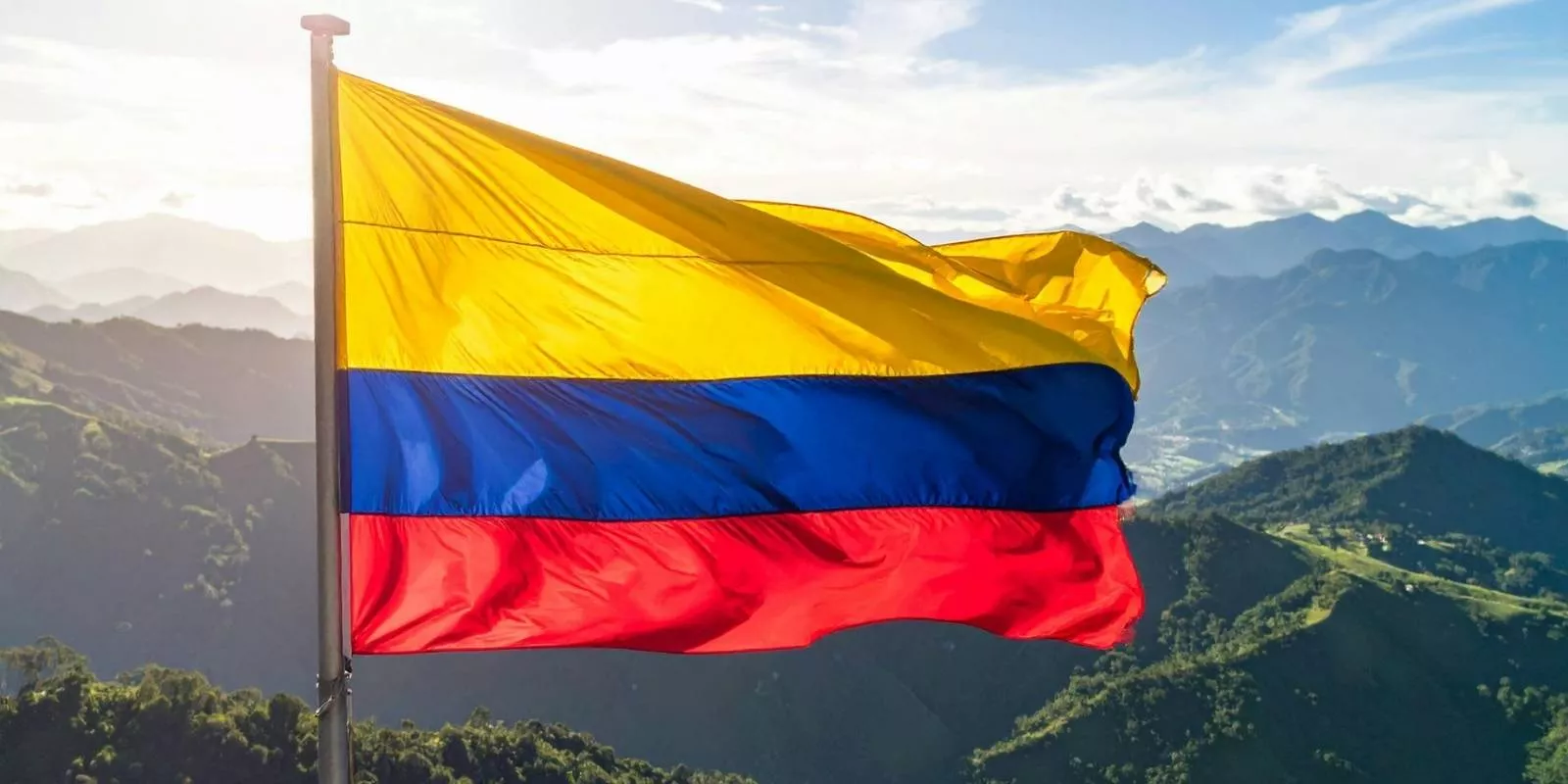 ¿Te preocupa el futuro de Colombia? Así están protegiendo su dinero otros inversionistas en Punta Cana
